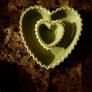 Set of 3 Chantal Stoneware Heart nesting bowls